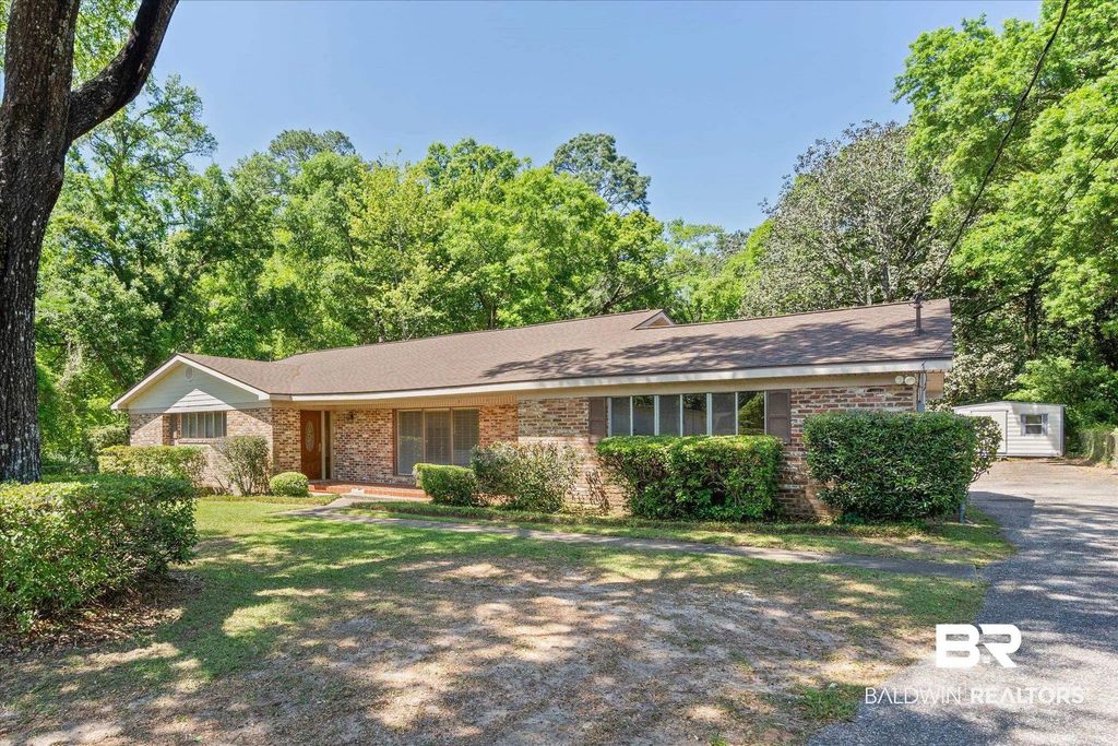 4110 Lake Circle, Mobile