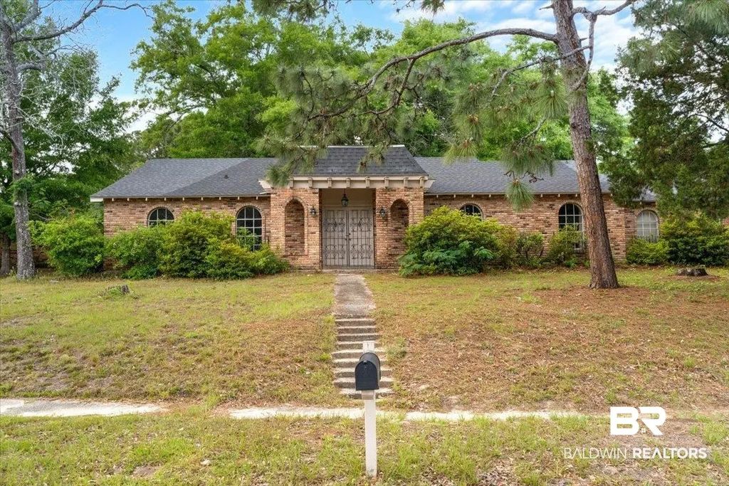 4600 S Dogwood Drive, Mobile