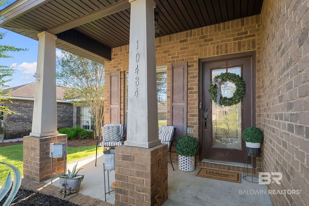 10484 Fionn Loop, Daphne
