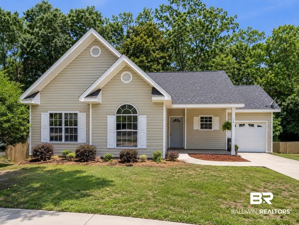 156 Mershon Street, Fairhope
