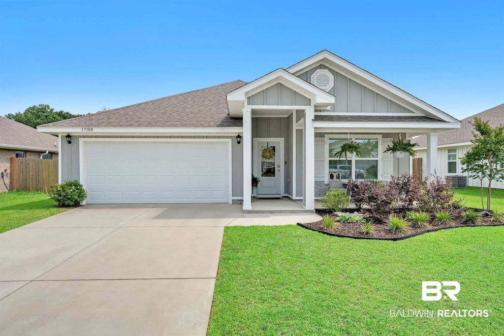 17100 Reflection Street, Loxley