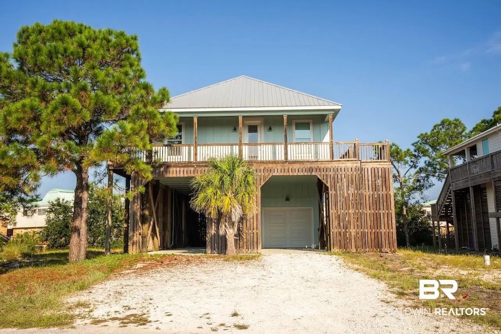 204 Arias Court, Dauphin Island