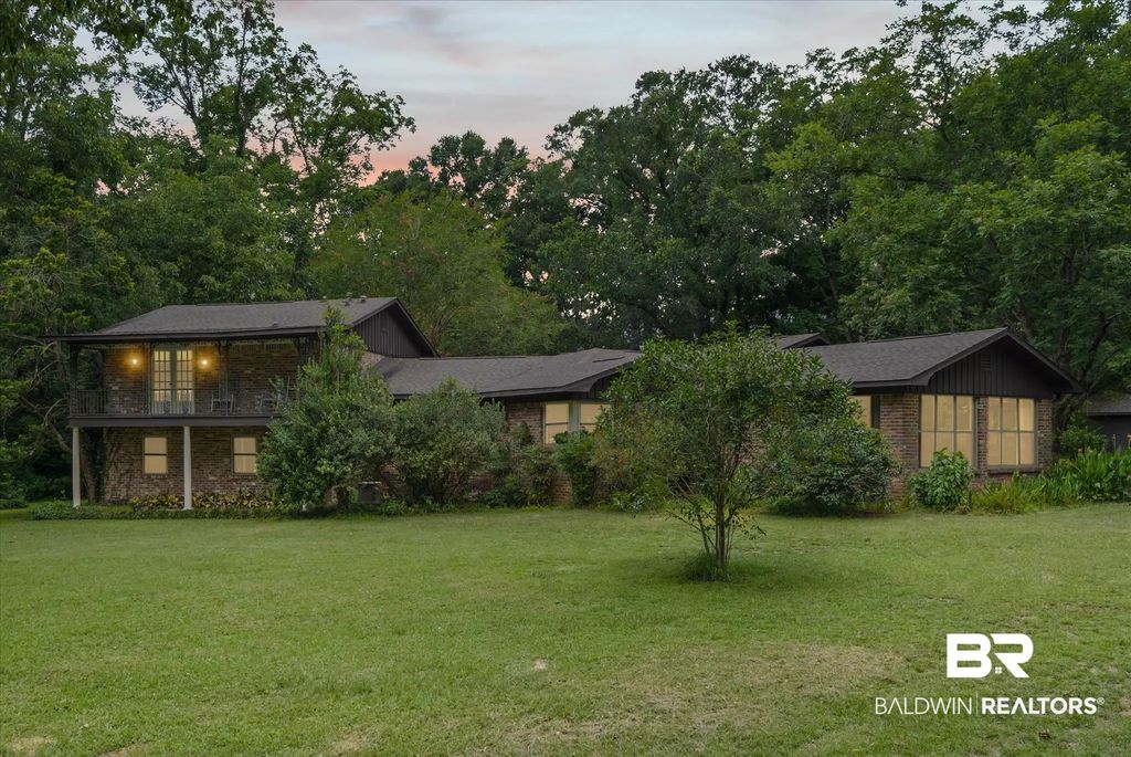 8624 Morphy Avenue, Fairhope