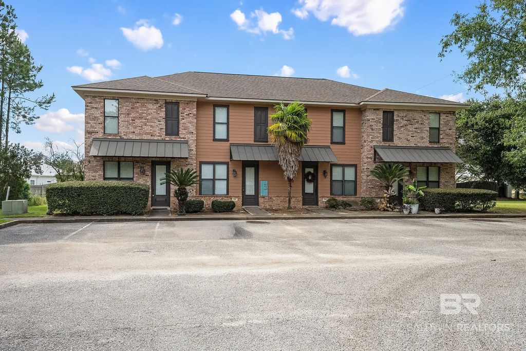 214 Cody Lane, Foley