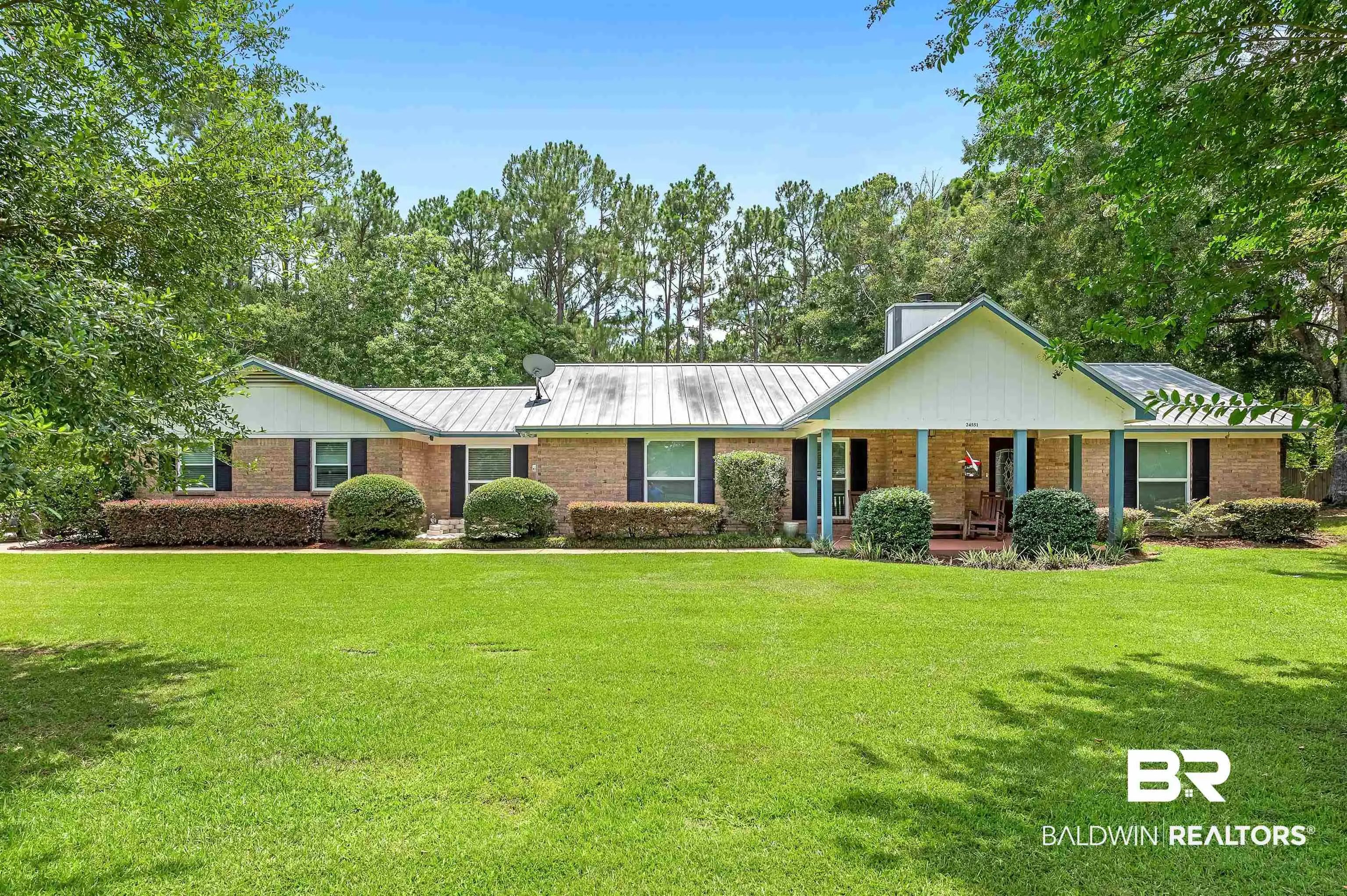 Photo of Listing #381482