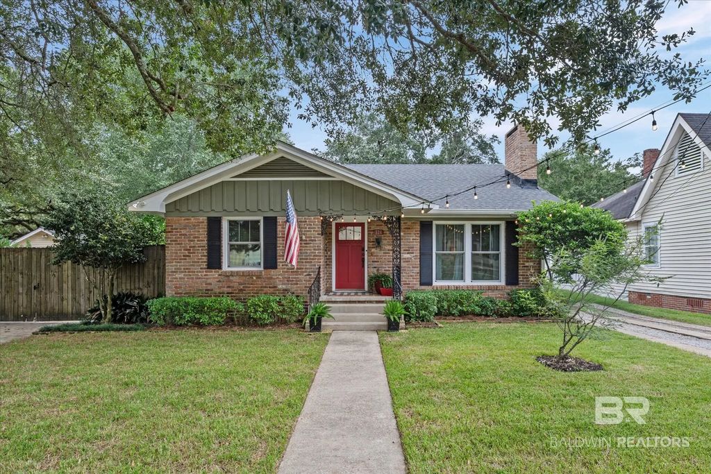 124 South Street, Mobile
