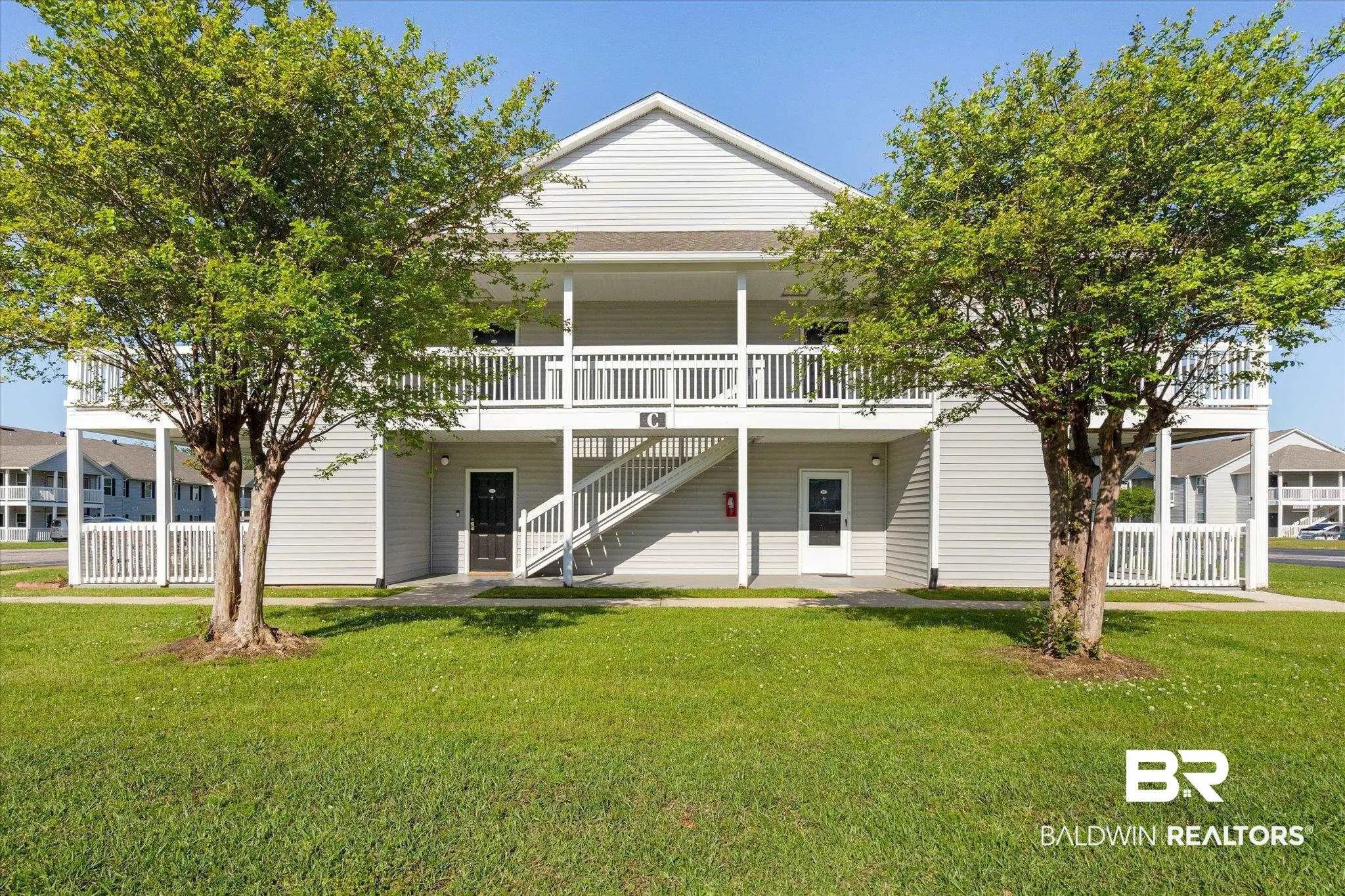 Photo of Listing #377402