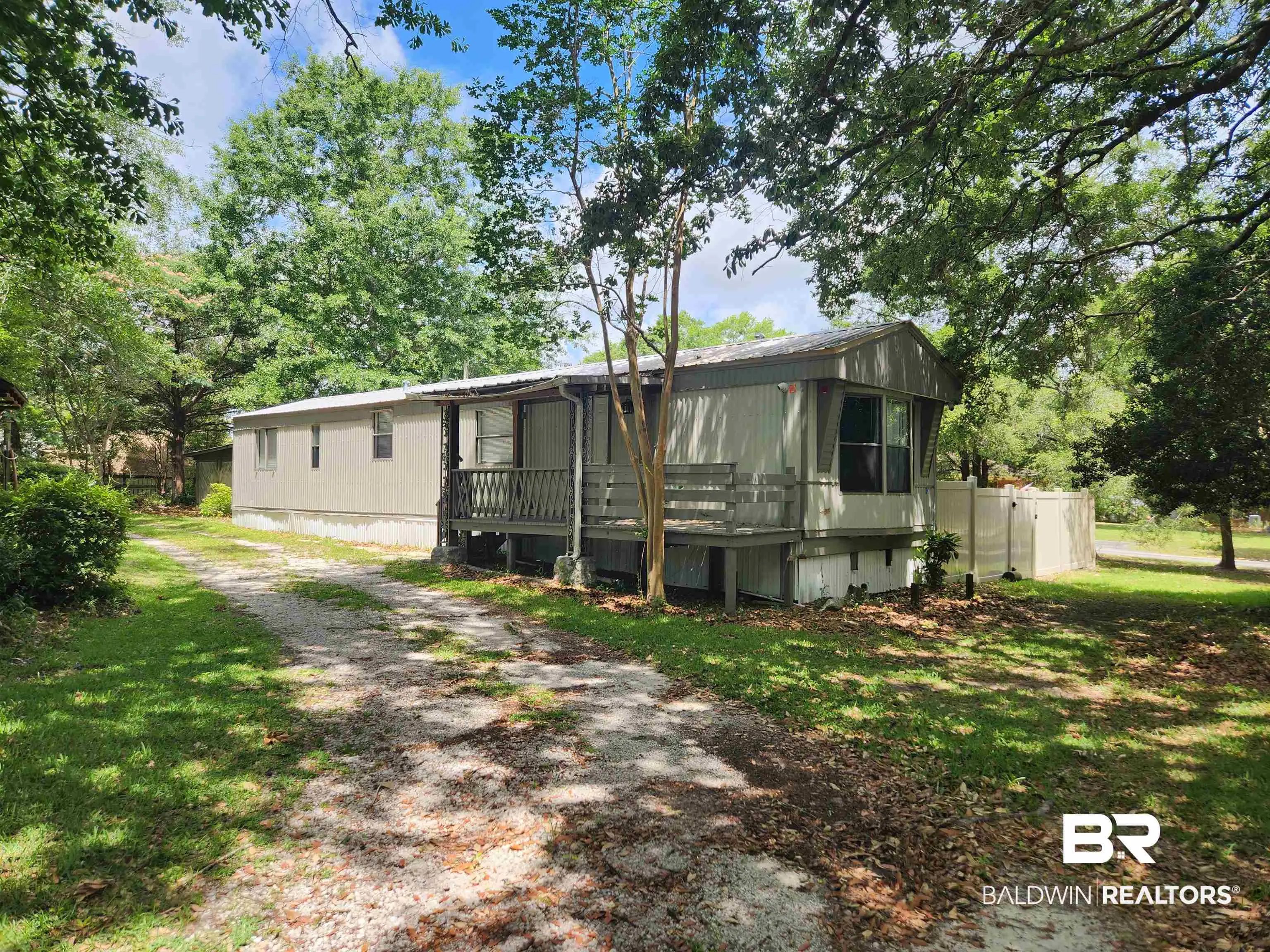 Photo of Listing #396902