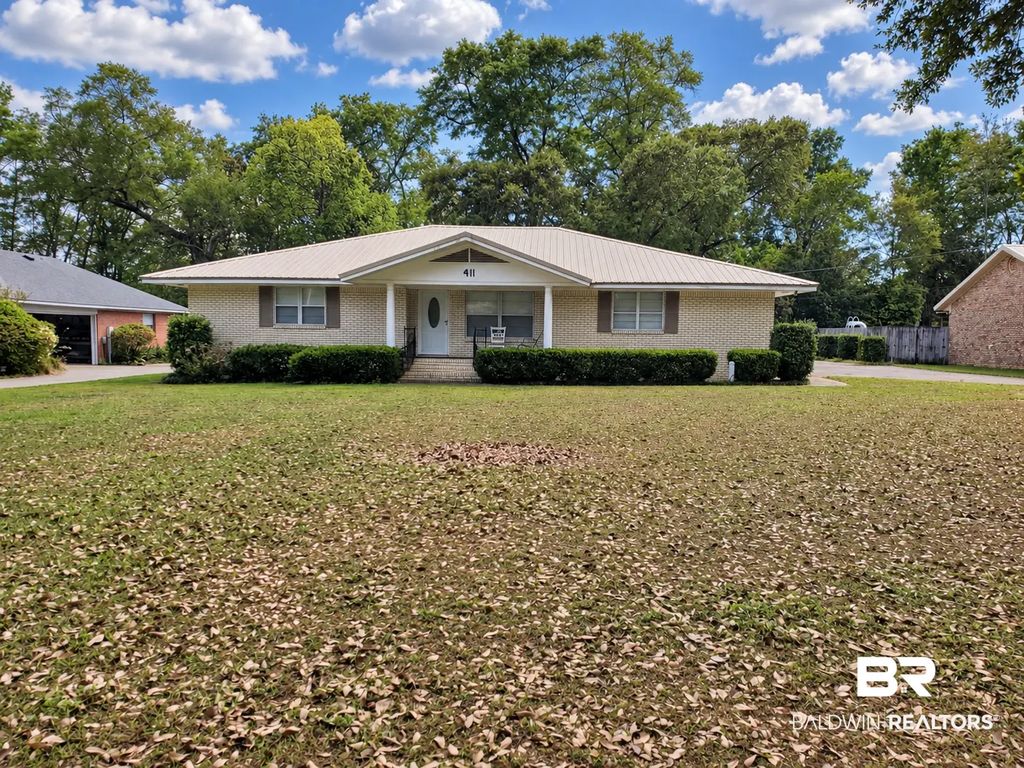 411 W Persimmon Ave, Foley