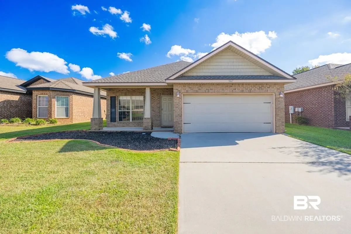Photo of Listing #385527
