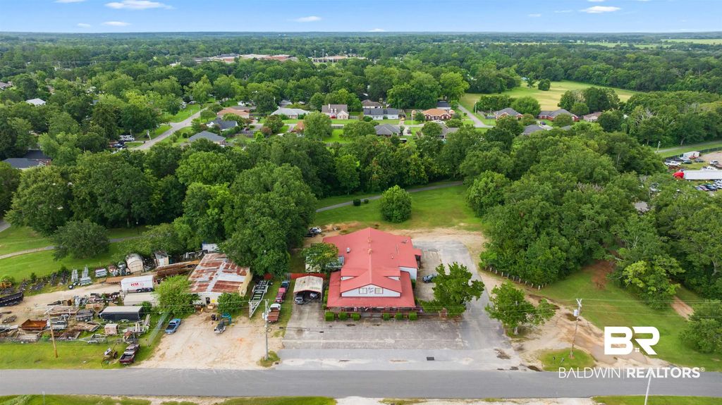 22288 Pine Street, Robertsdale