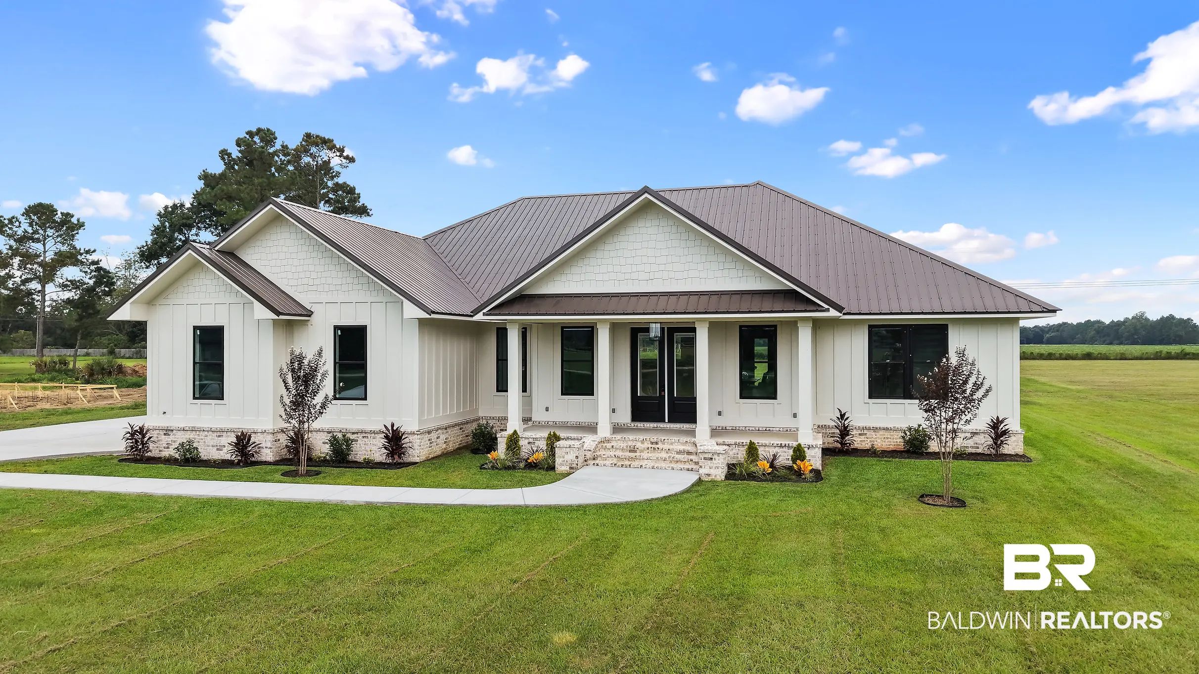 Photo of Listing #396690