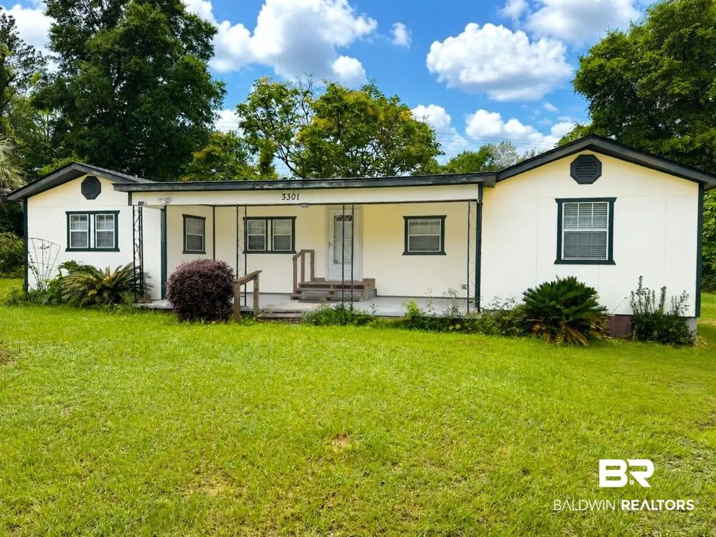3301 N Century Boulevard, McDavid