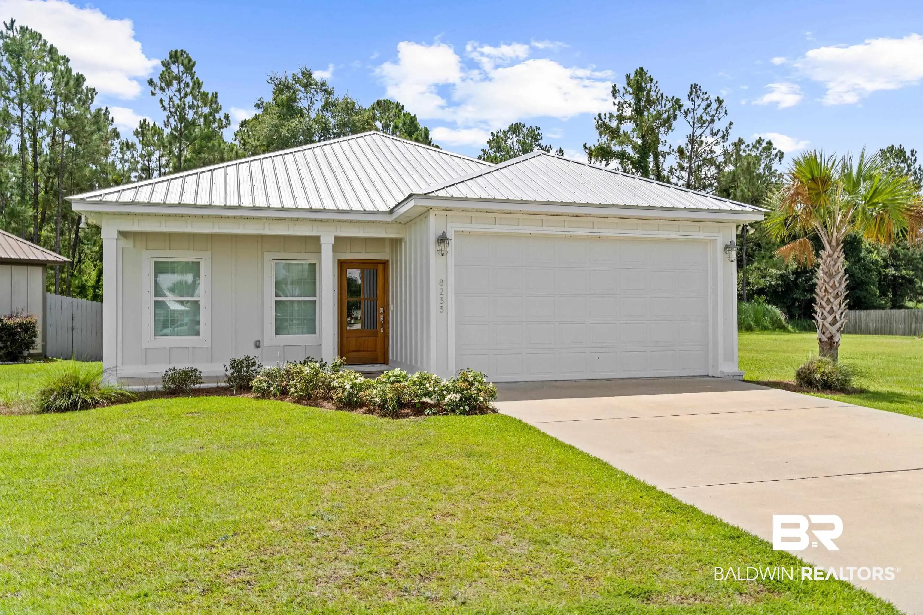 Photo of Listing #380545