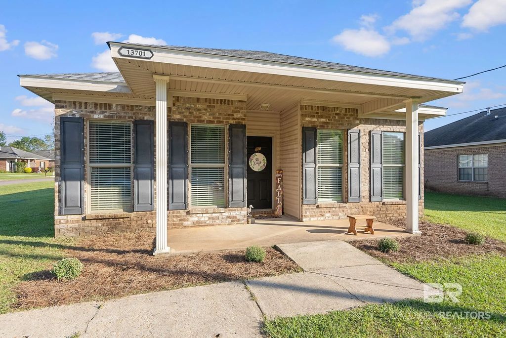 13701 Daniels Drive, Mobile