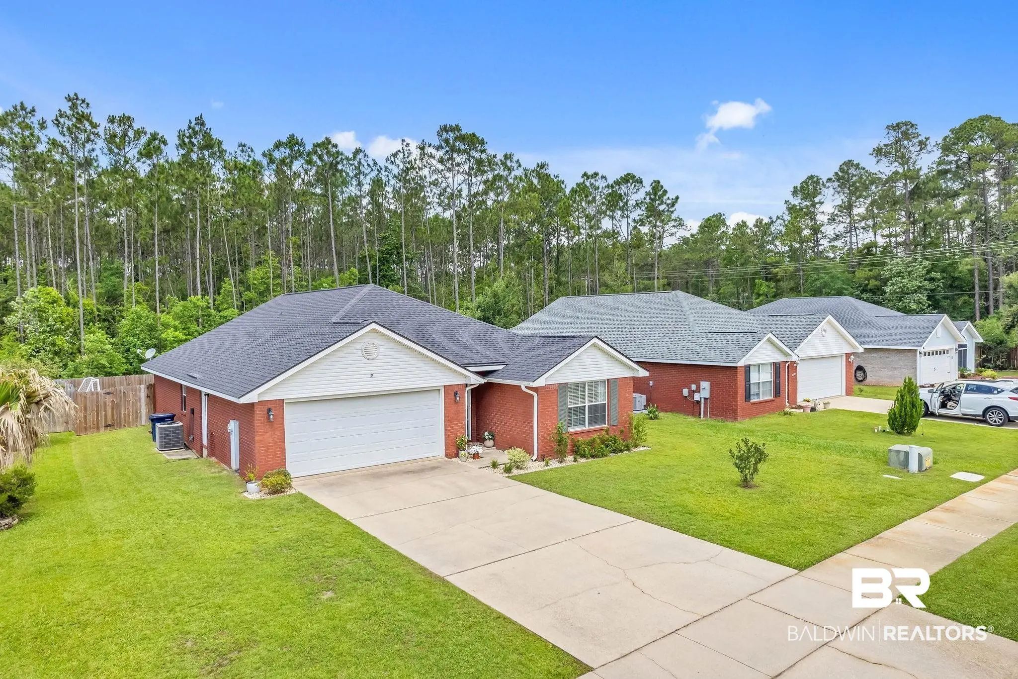 Photo of Listing #379506