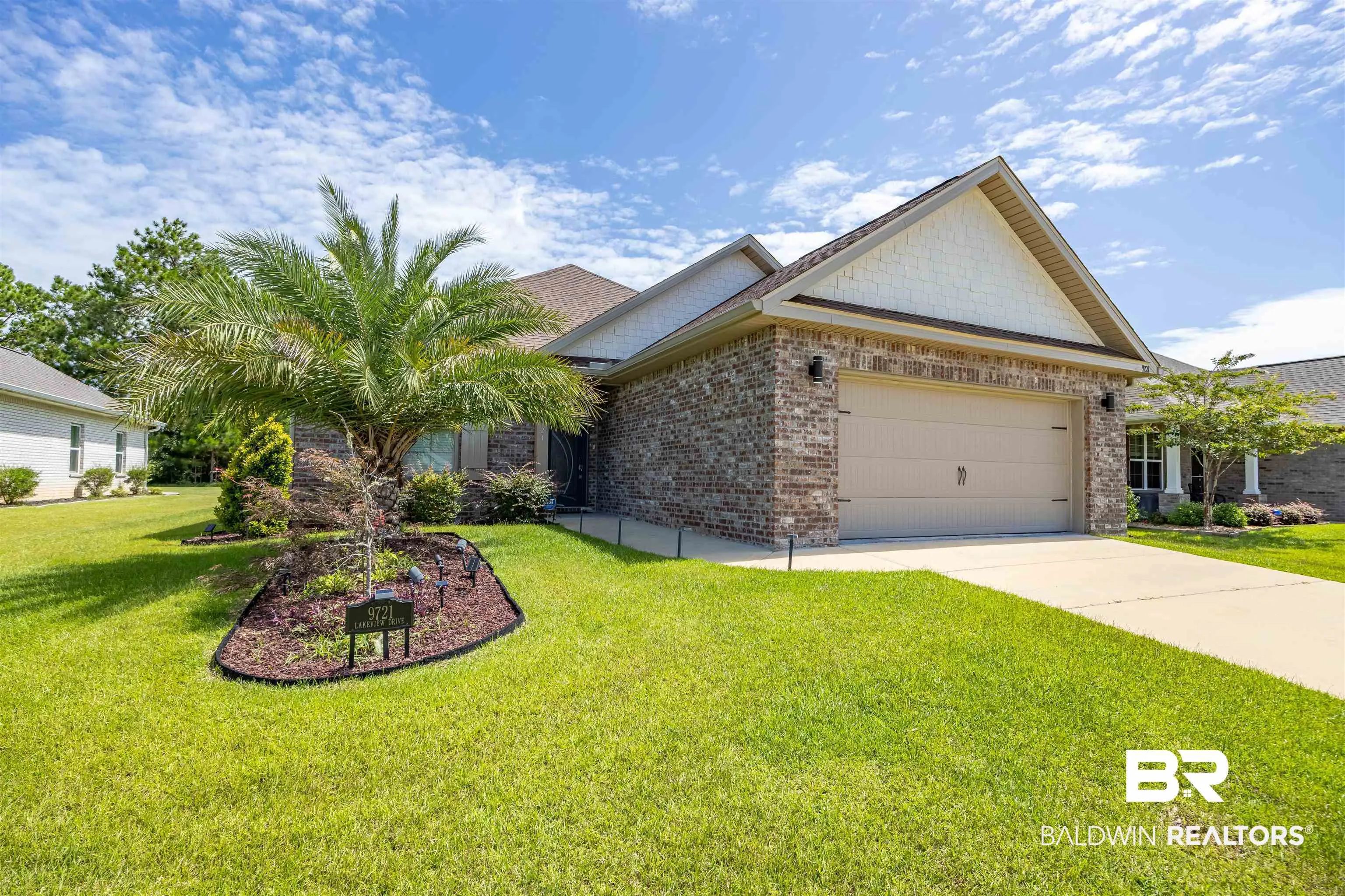 Photo of Listing #399550