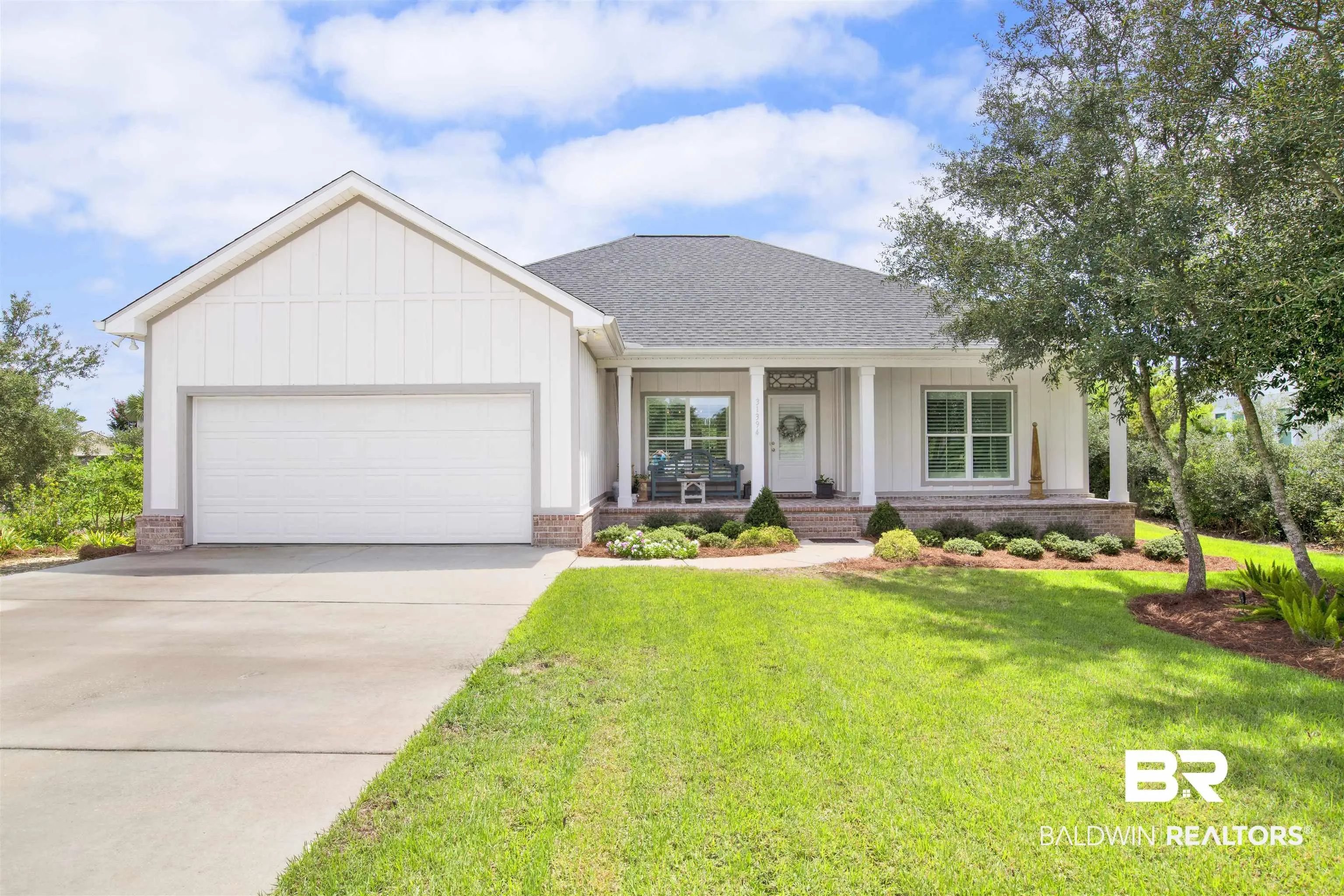 Photo of Listing #383763
