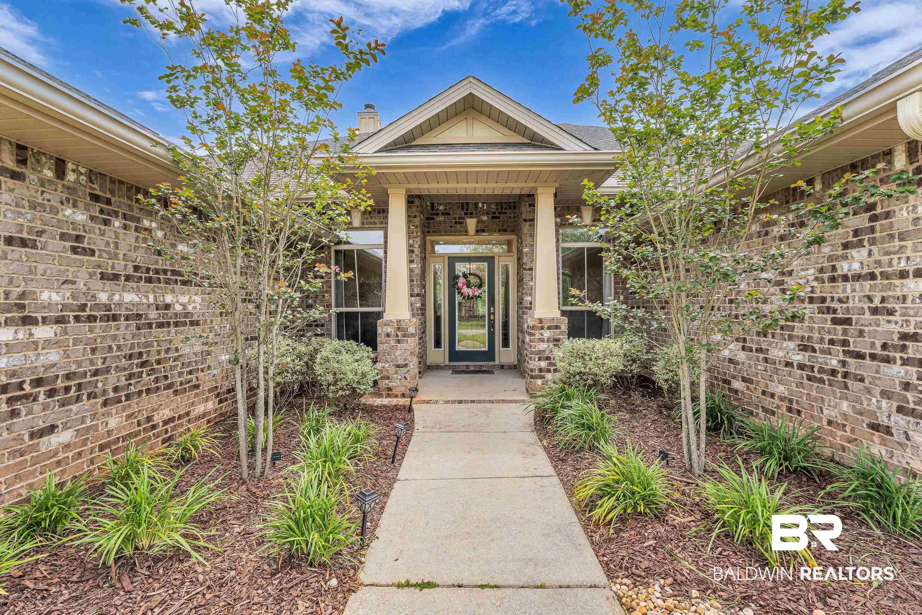 Photo of Listing #397073