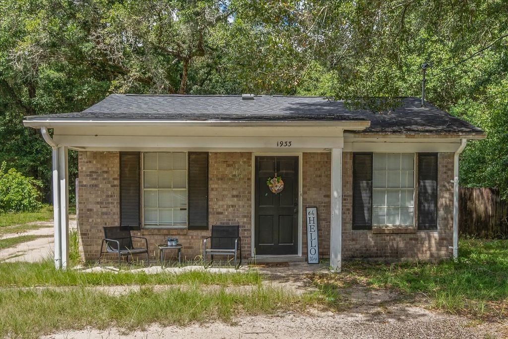 1933 Pallister Pl, Mobile