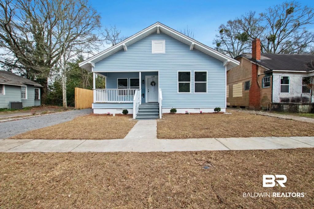128 Bush Avenue, Mobile