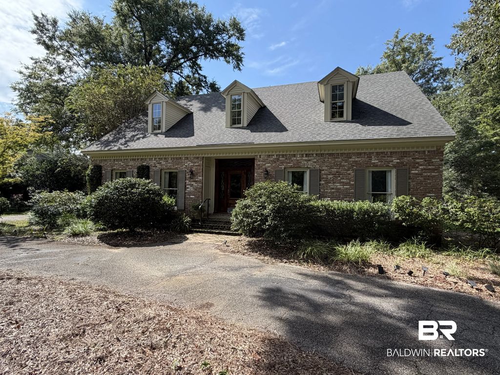 407 Village Drive, Fairhope