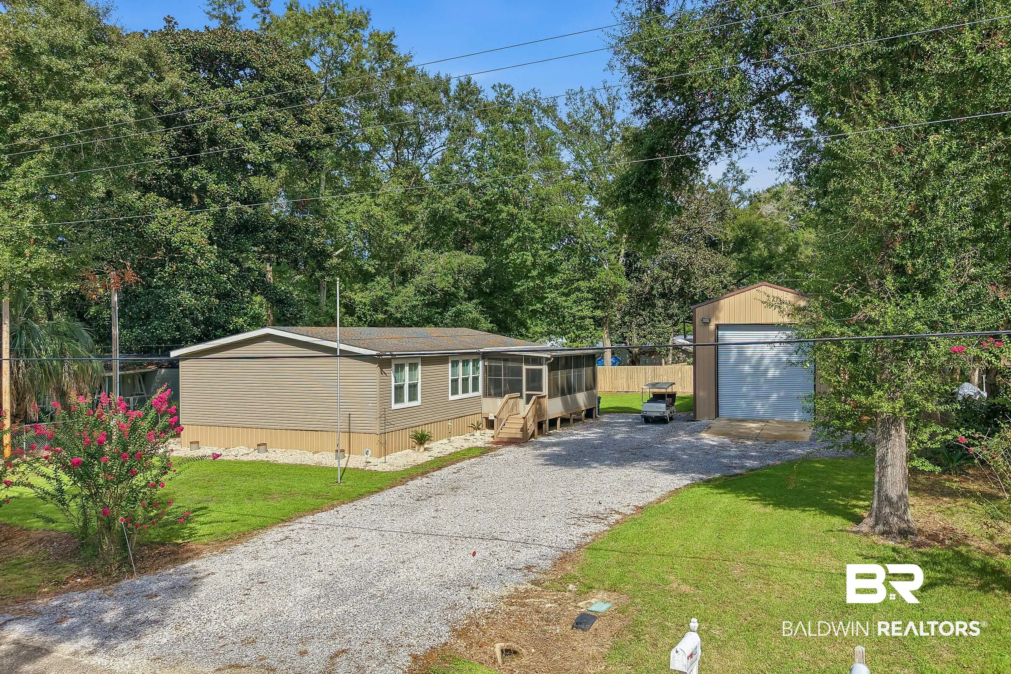 Photo of Listing #409755