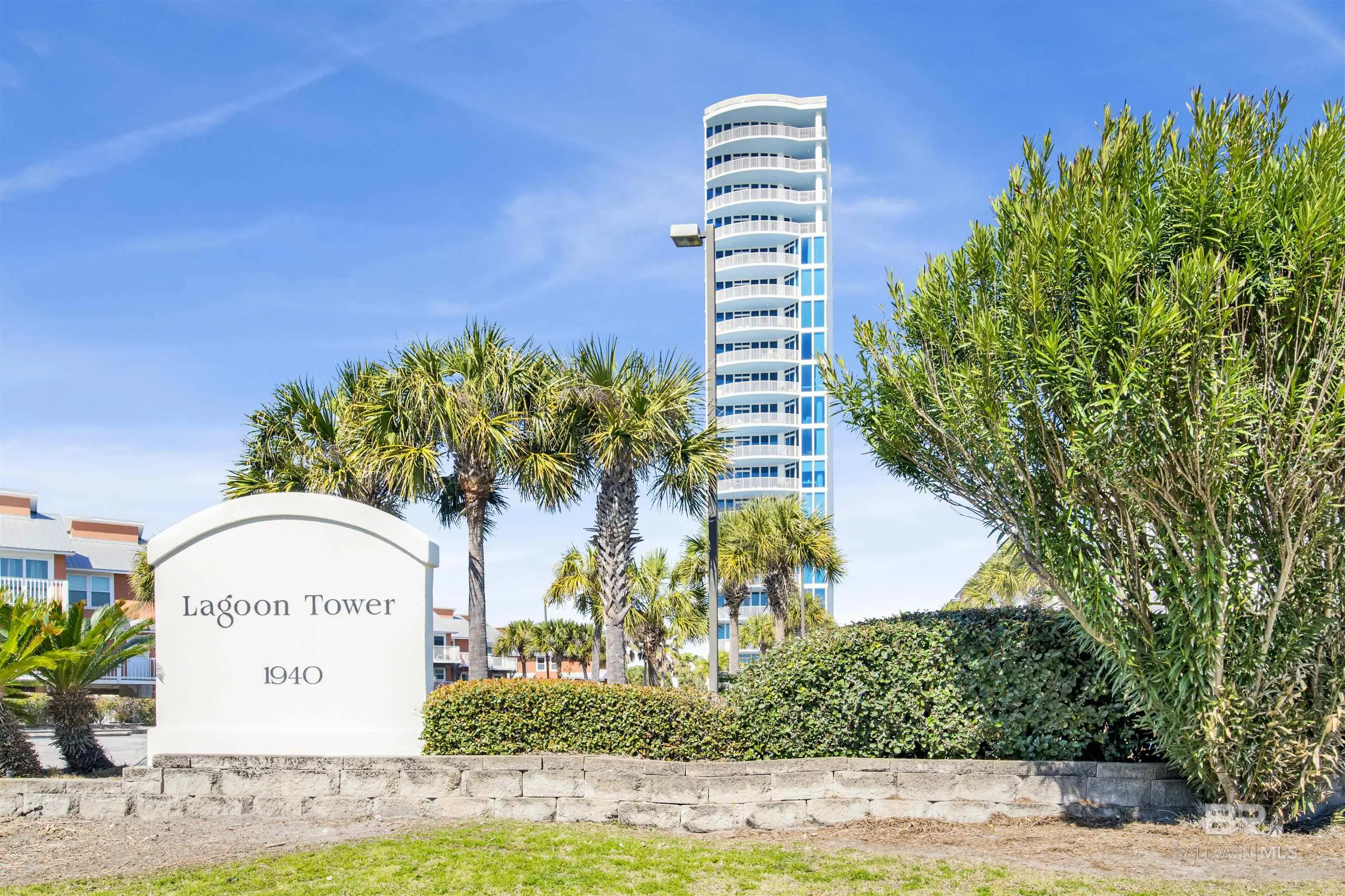 Photo of Listing #380478