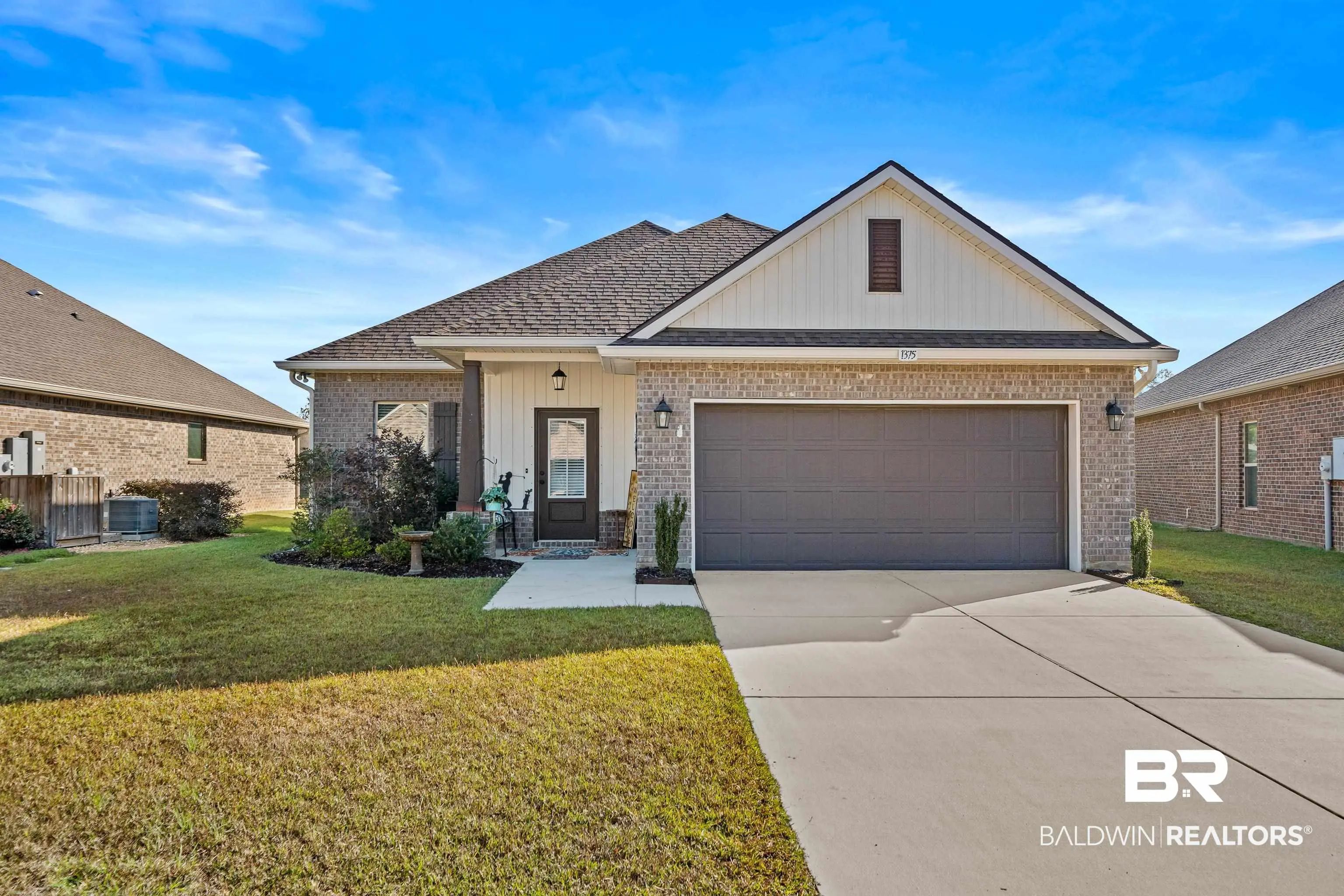 Photo of Listing #388982