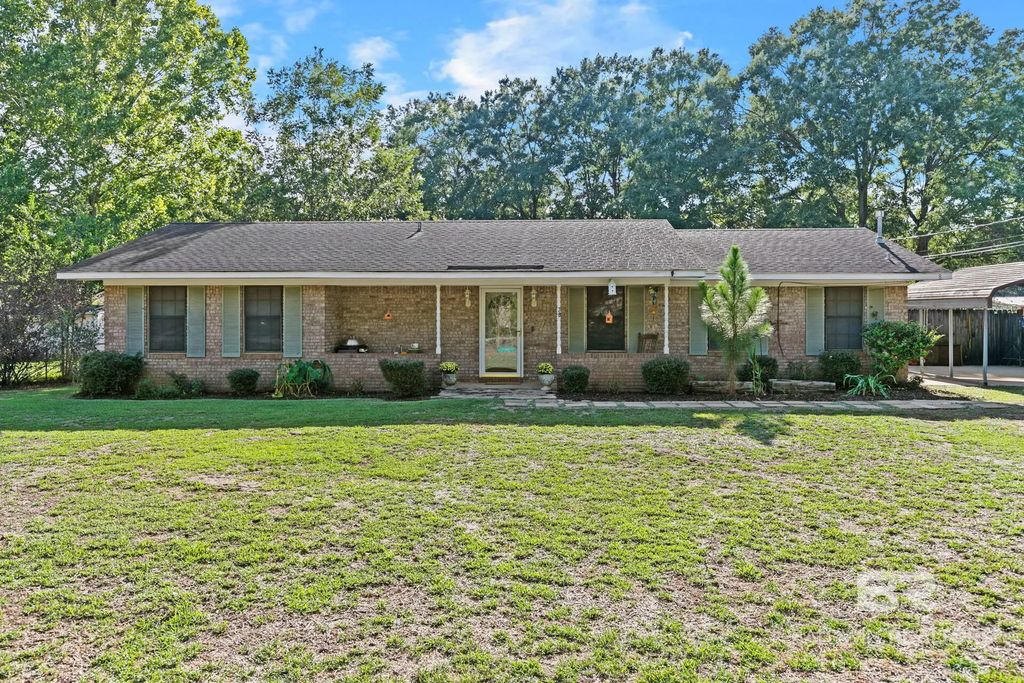38 Hollyhock Road, Monroeville
