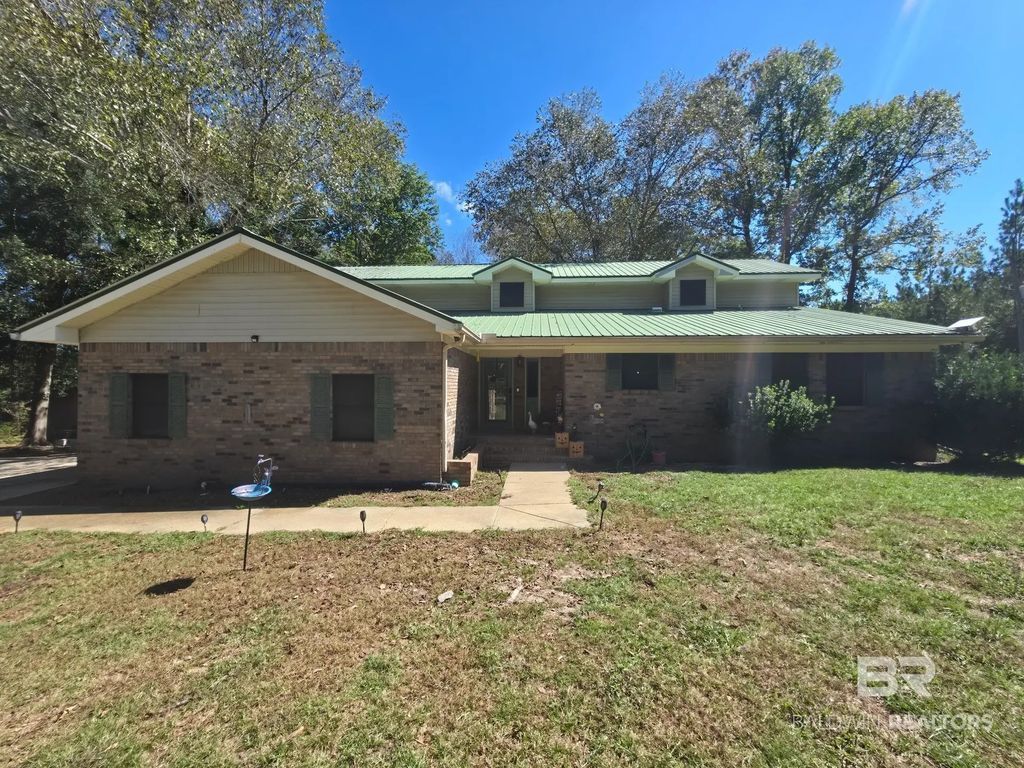 202 Tippens Eddy Road, Brewton