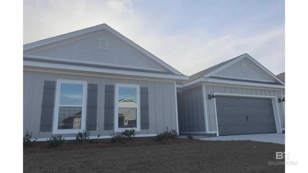 8732 Sea Star Circle, Foley