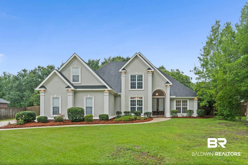 8877 S Dawes Lake Road, Mobile