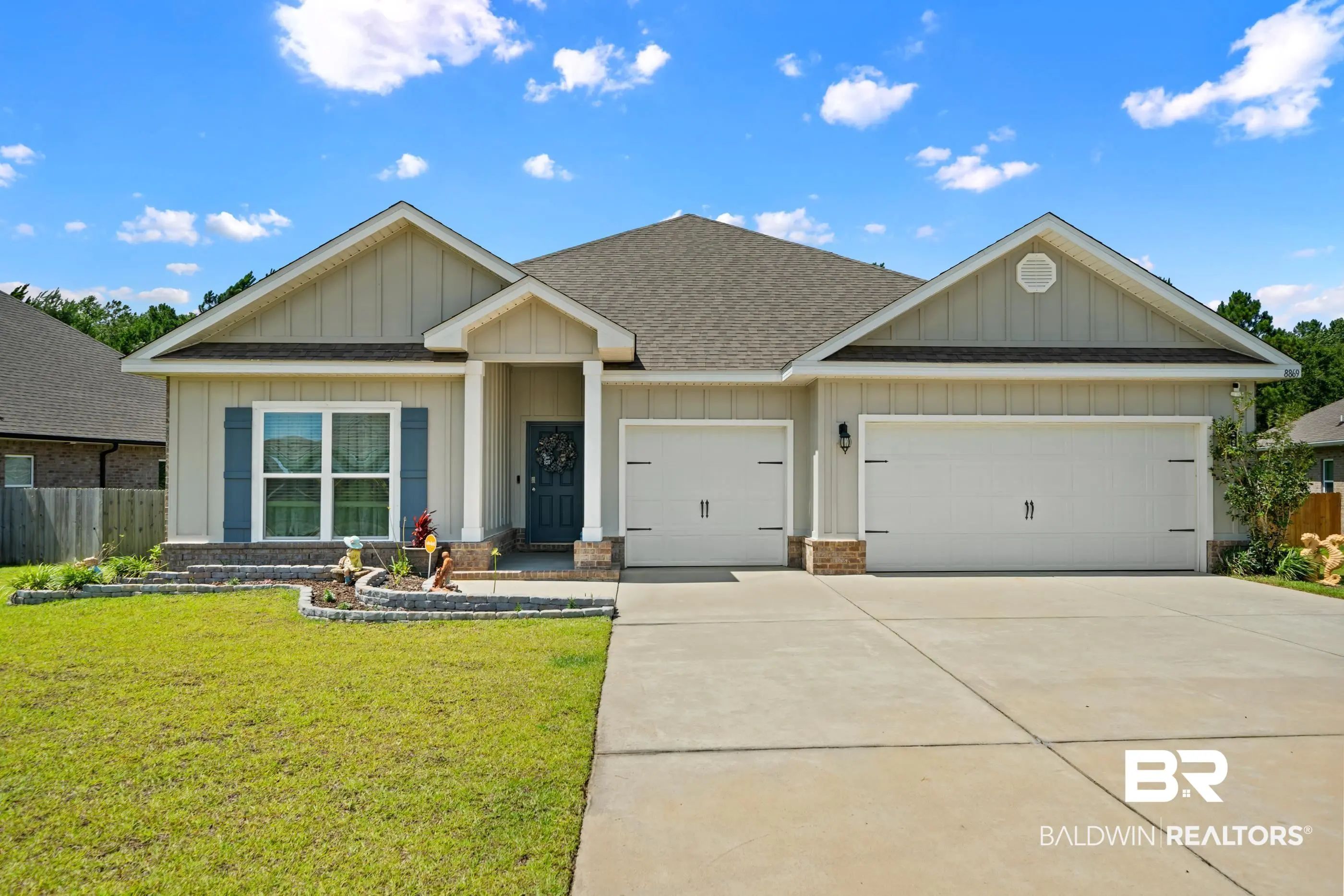 Photo of Listing #398419