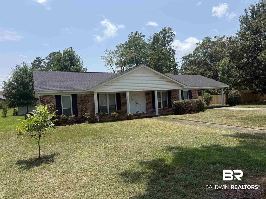 107 Davison Street, Brewton
