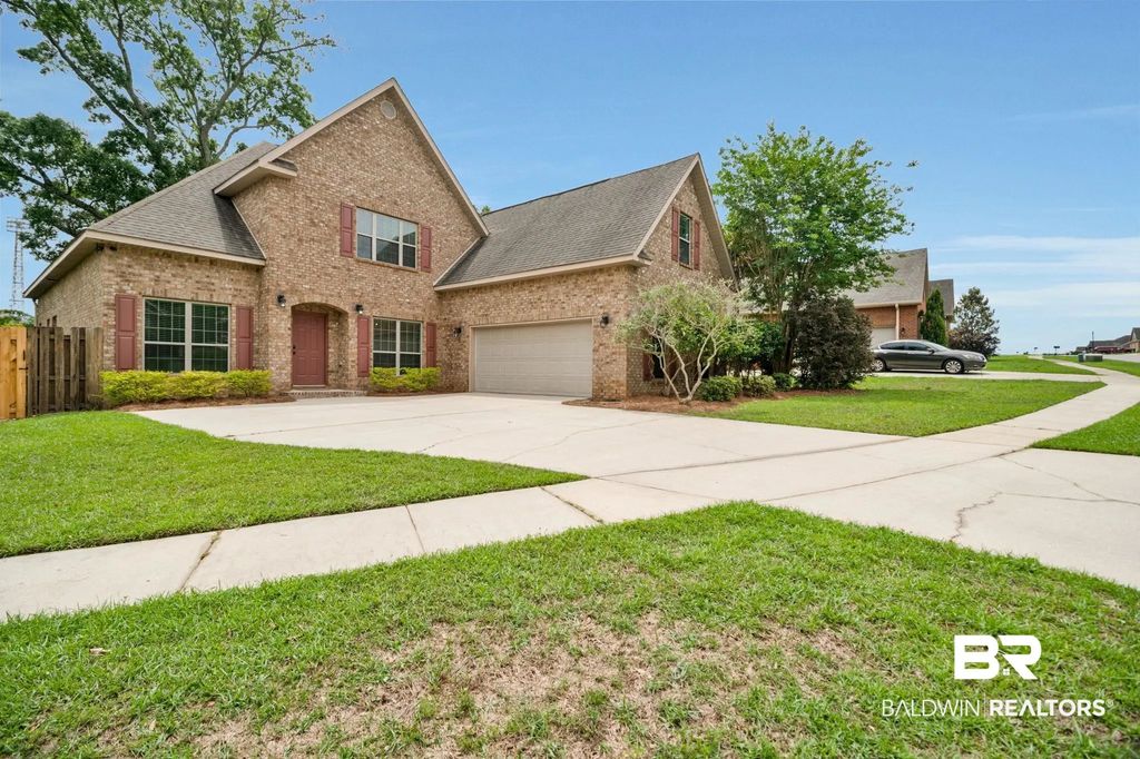 2106 Staff Drive, Pensacola
