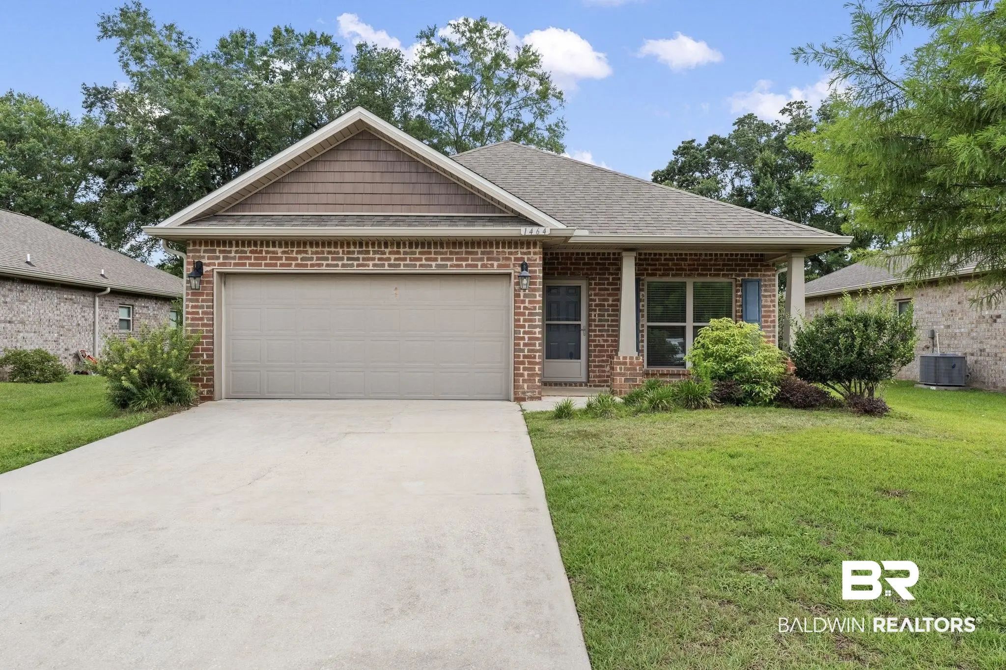 Photo of Listing #380911