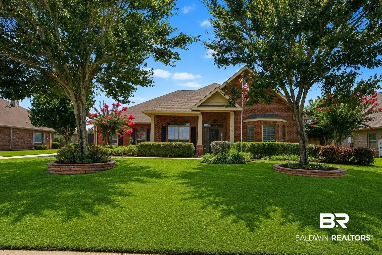 Photo of Listing #398933