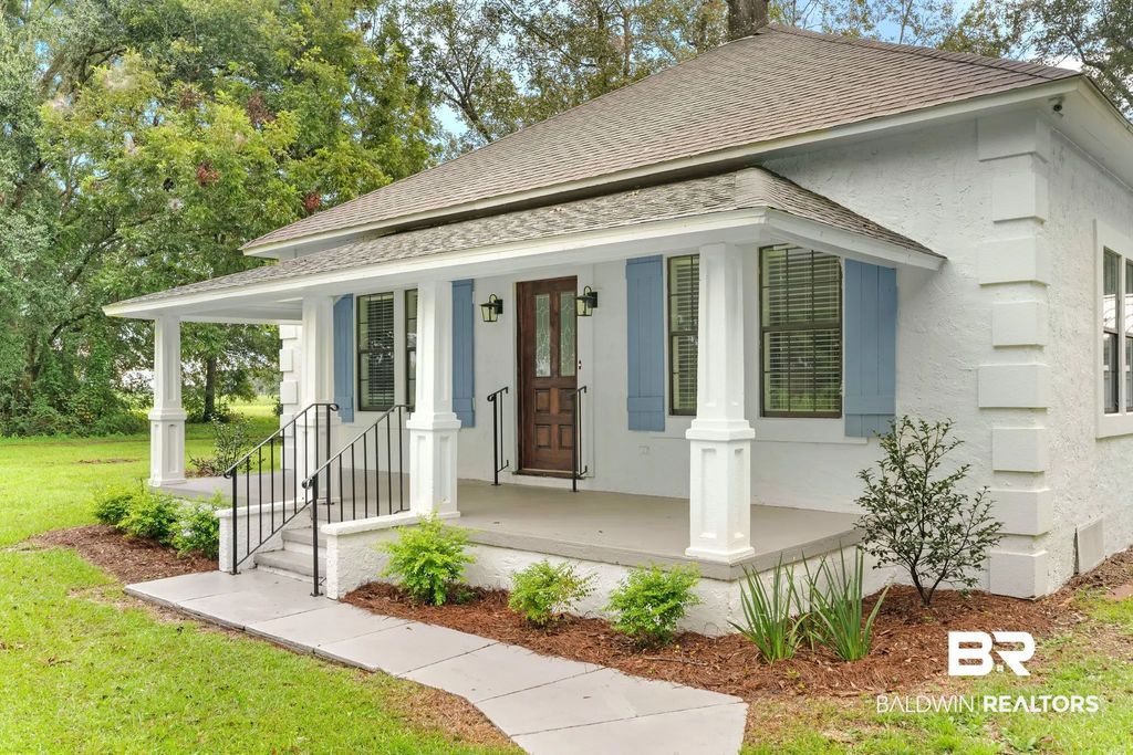 16760 1st Avenue, Loxley