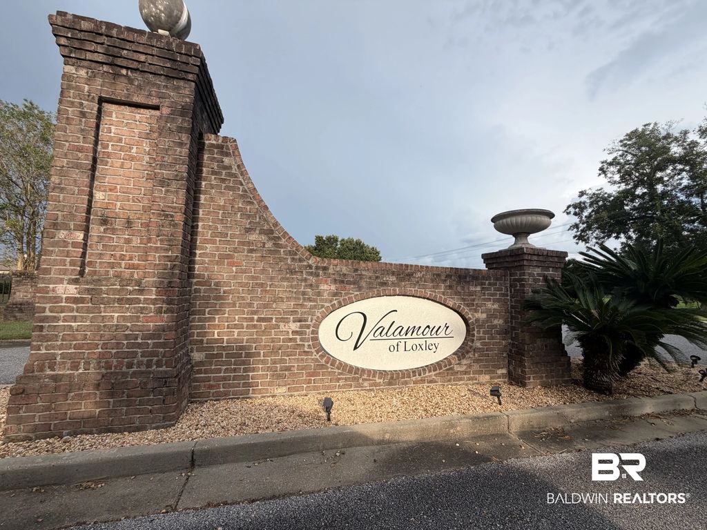 Valamour Boulevard, Loxley