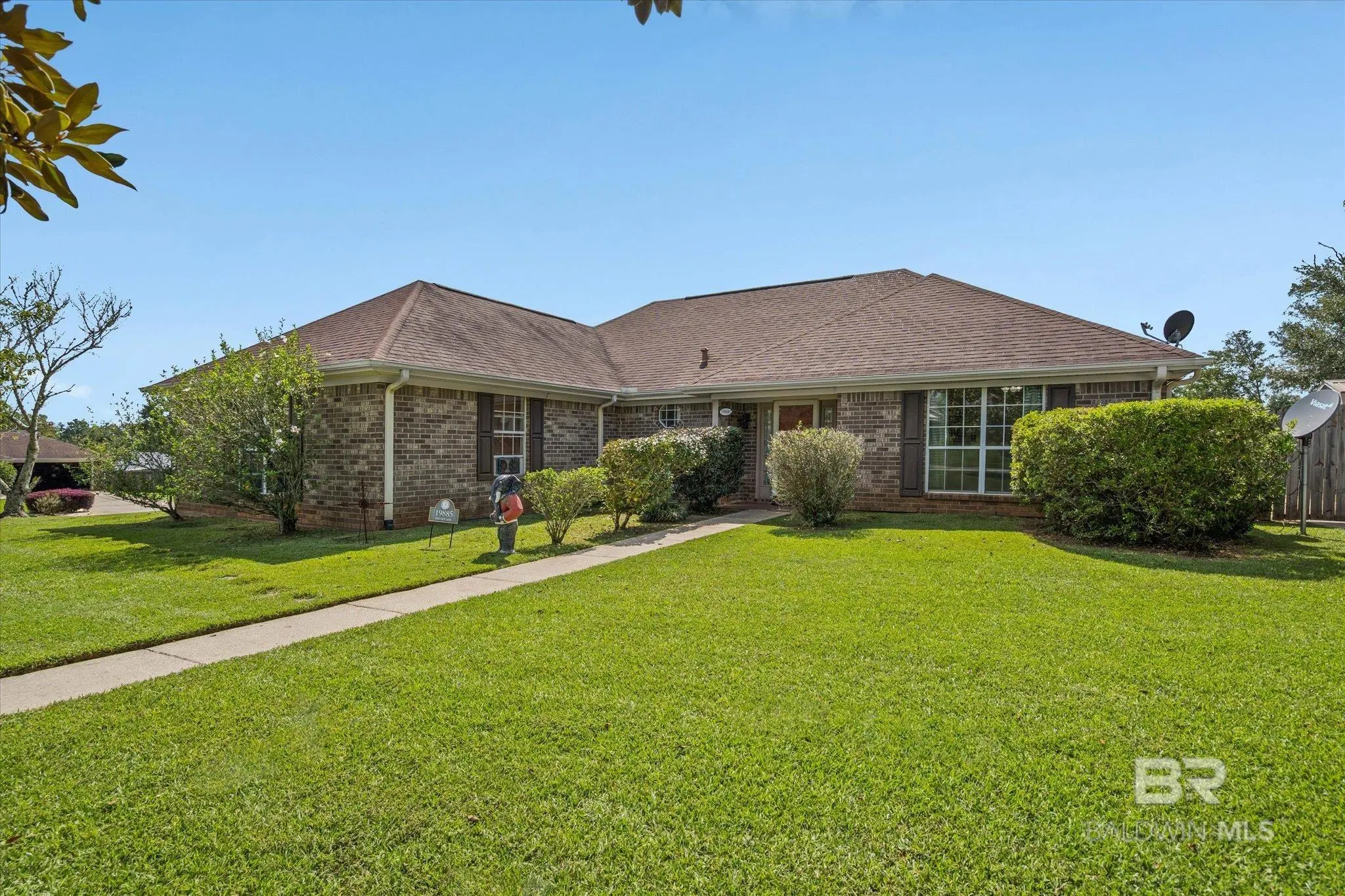 Photo of Listing #392188