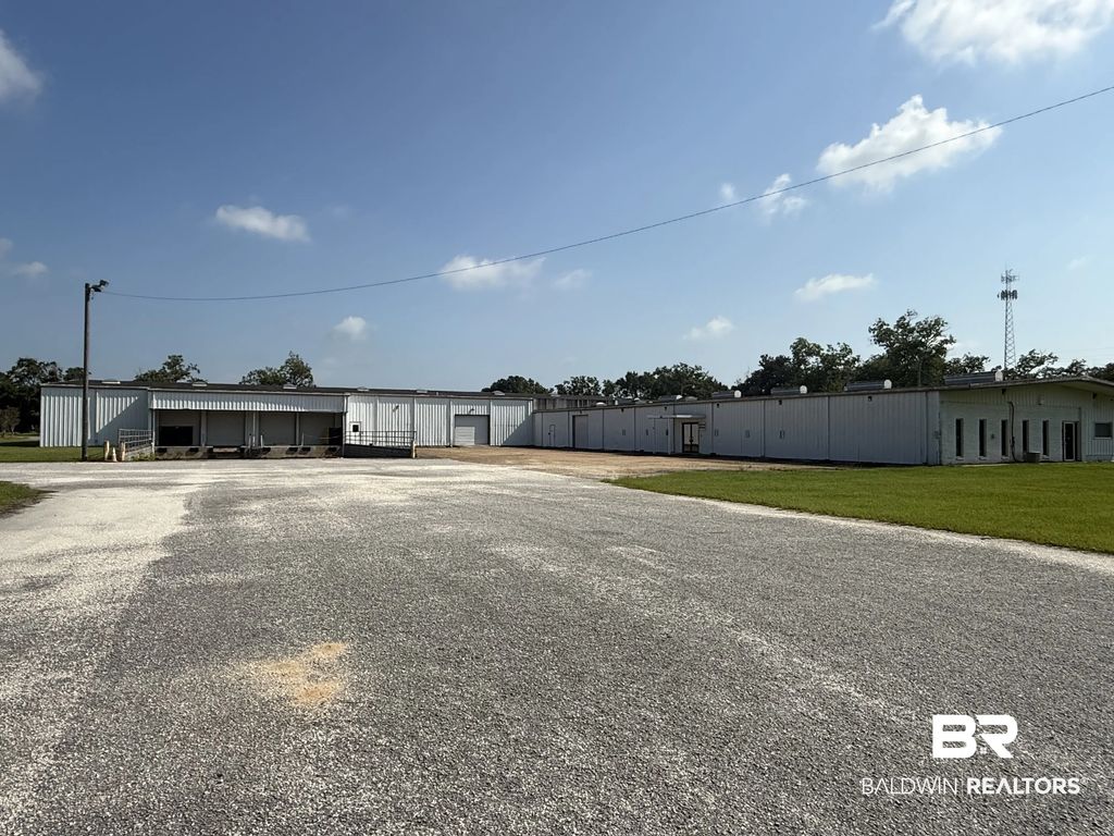 509 E Section Ave, Foley
