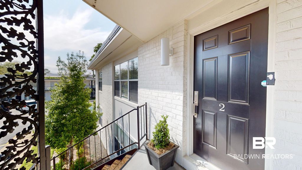 4009 Old Shell Road Apt B2, Mobile