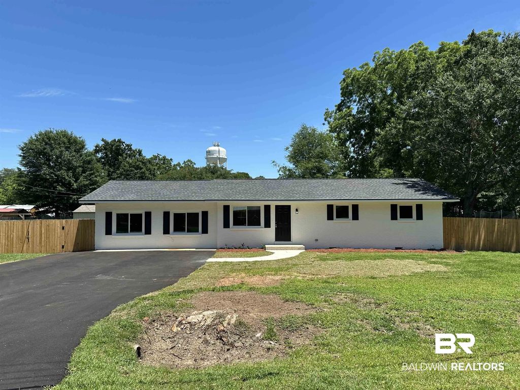 21840 Broad Street, Silverhill