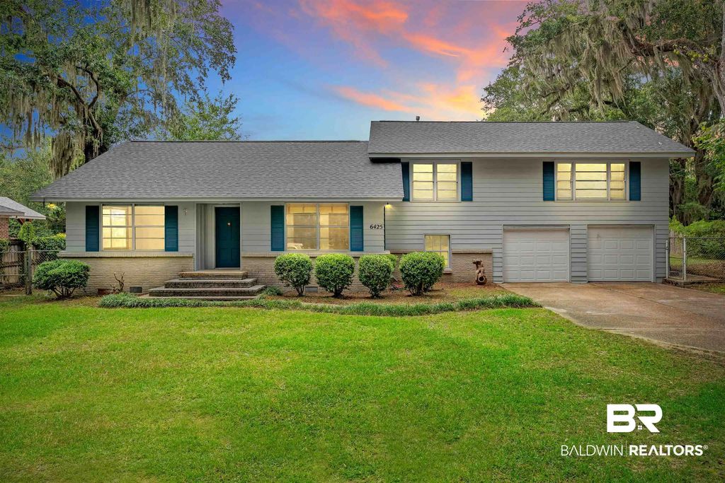 6425 Village Point Drive, Daphne