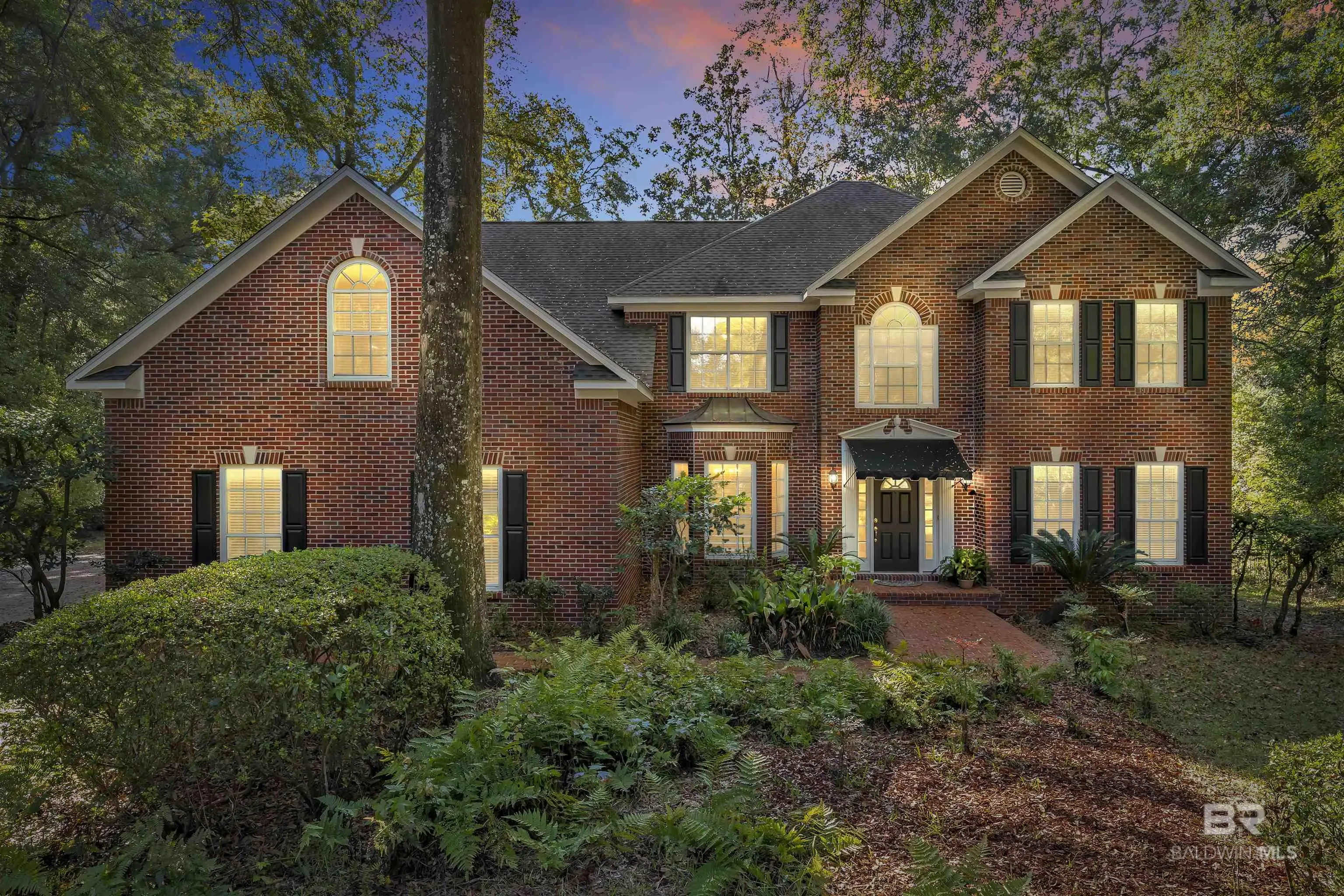 Photo of Listing #389045