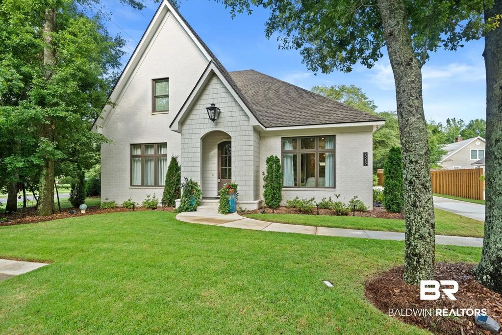 20259 Bishop Road, Fairhope