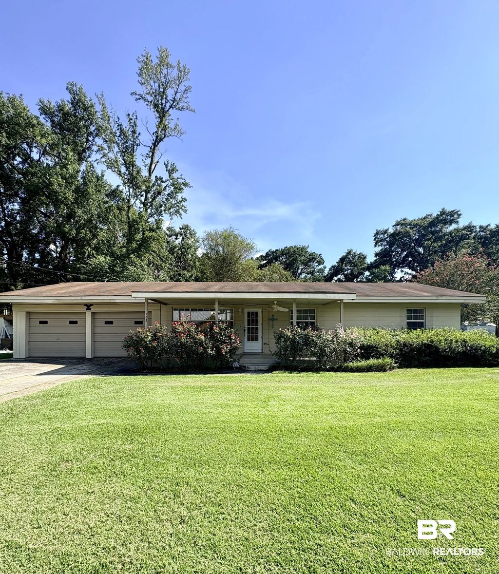 103 Williamson Street, Brewton