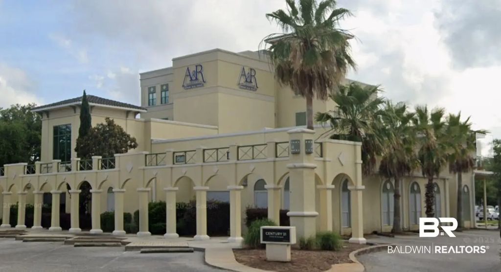 1585 Gulf Shores Parkway, Gulf Shores