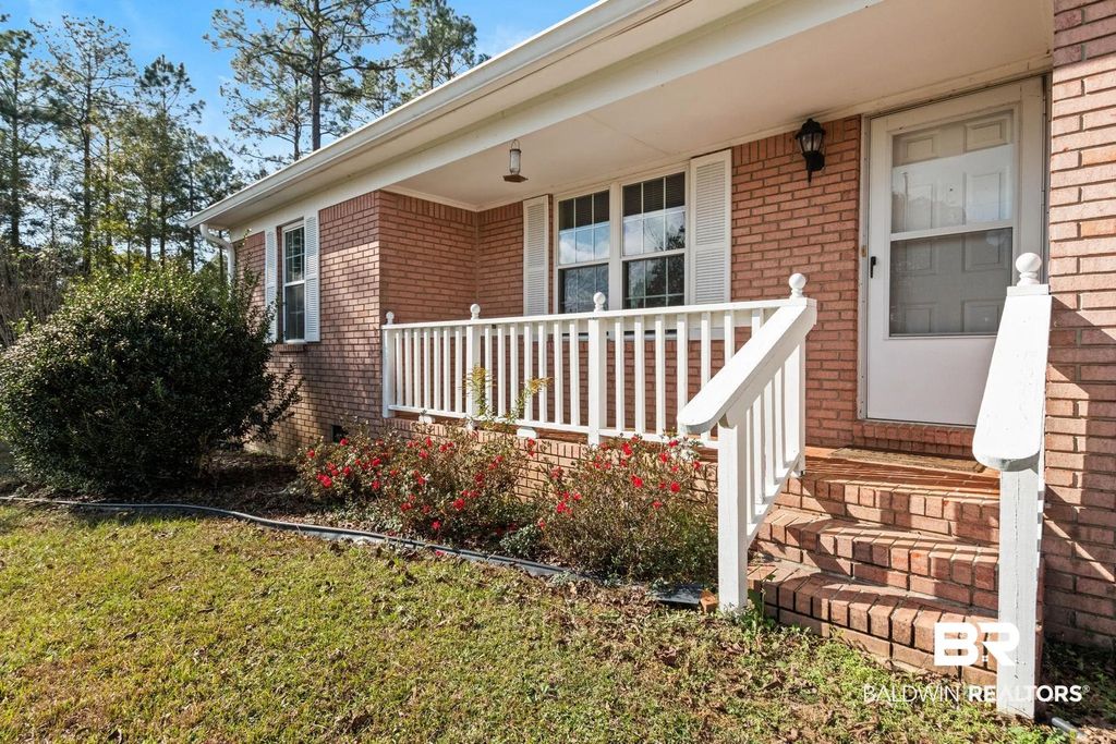 34451 Lee Road, Robertsdale